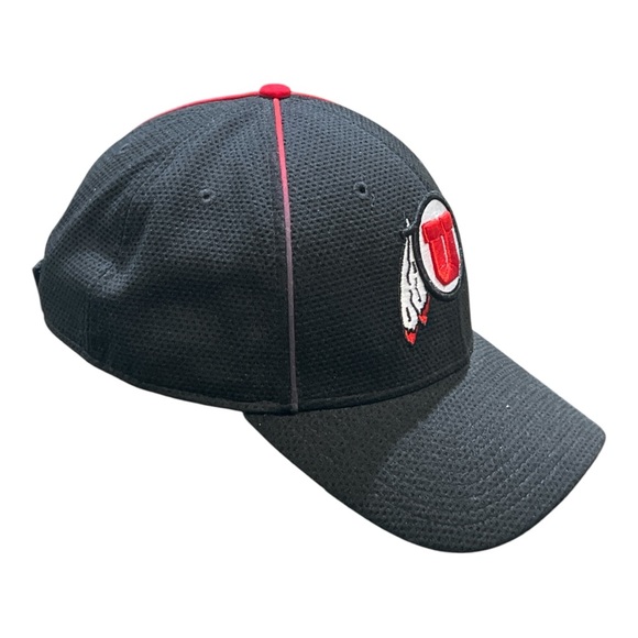 Utah Utes Men Black/Red Baseball New Era 9Forty Cap with Logo - Picture 2 of 6